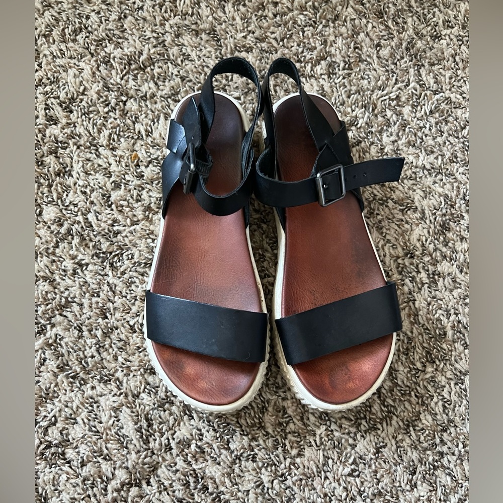 6.5 Platform Sandle